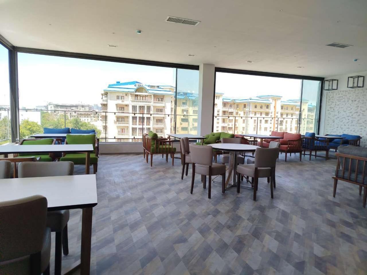 Art Air Hotel Tashkent Exterior foto